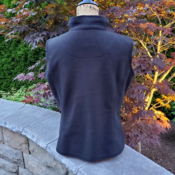 Pendleton Black Fleece Full Zip Vest - Picture 2 of 11